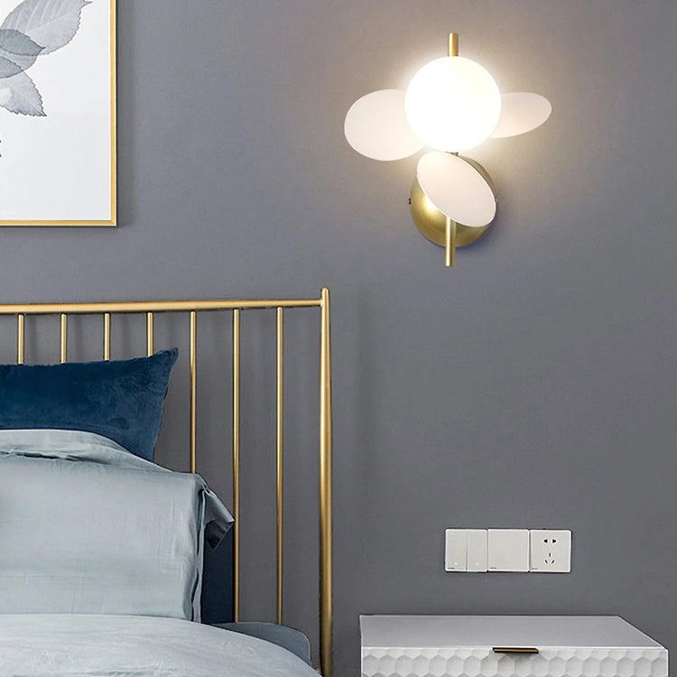 Stilfuld Disk Glas Væglampe