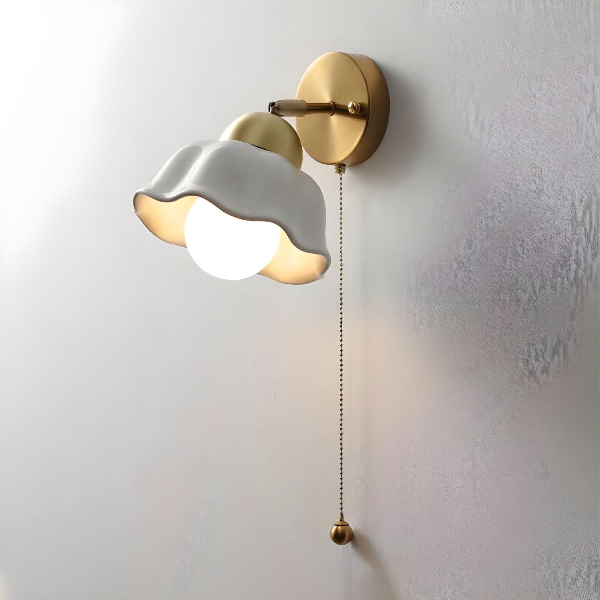 Simple Medieval Ceramic Bedside Wall Lamp