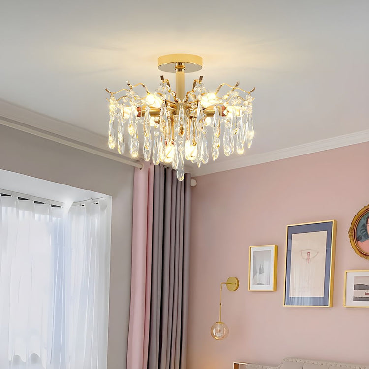 Moderne lysekrone med dråbevis krystal i klare nuancer