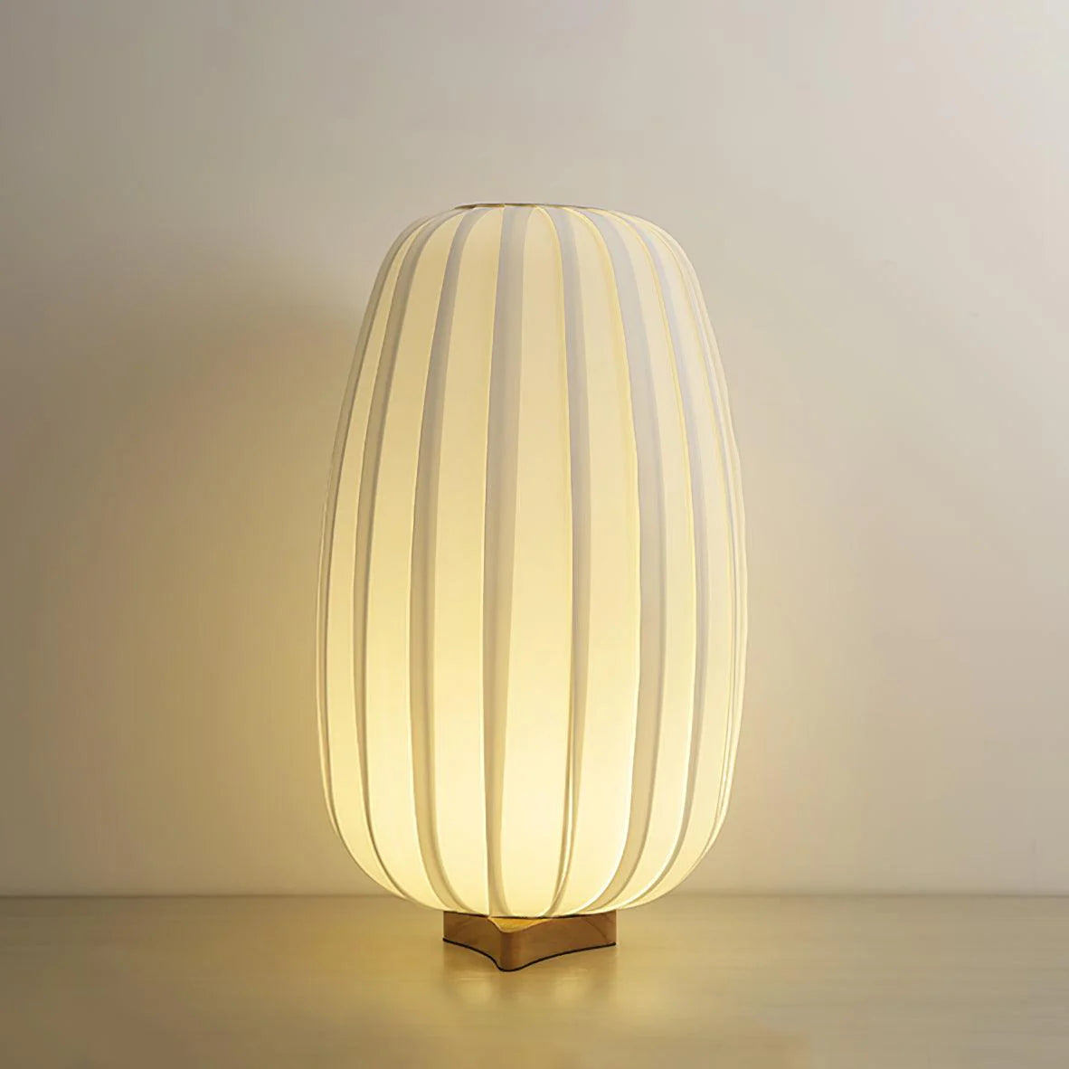 Classic Round Fabric Table Lamp