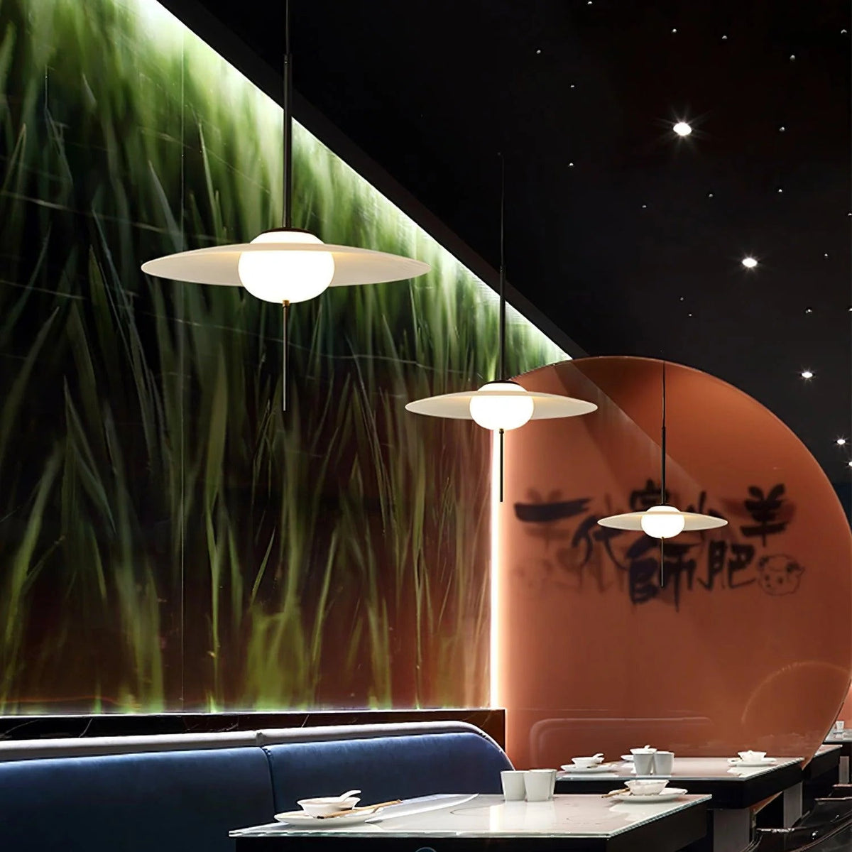 Lustra Pendant Light