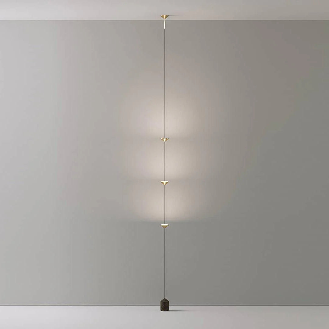 Lampadaire conique moderne en acier