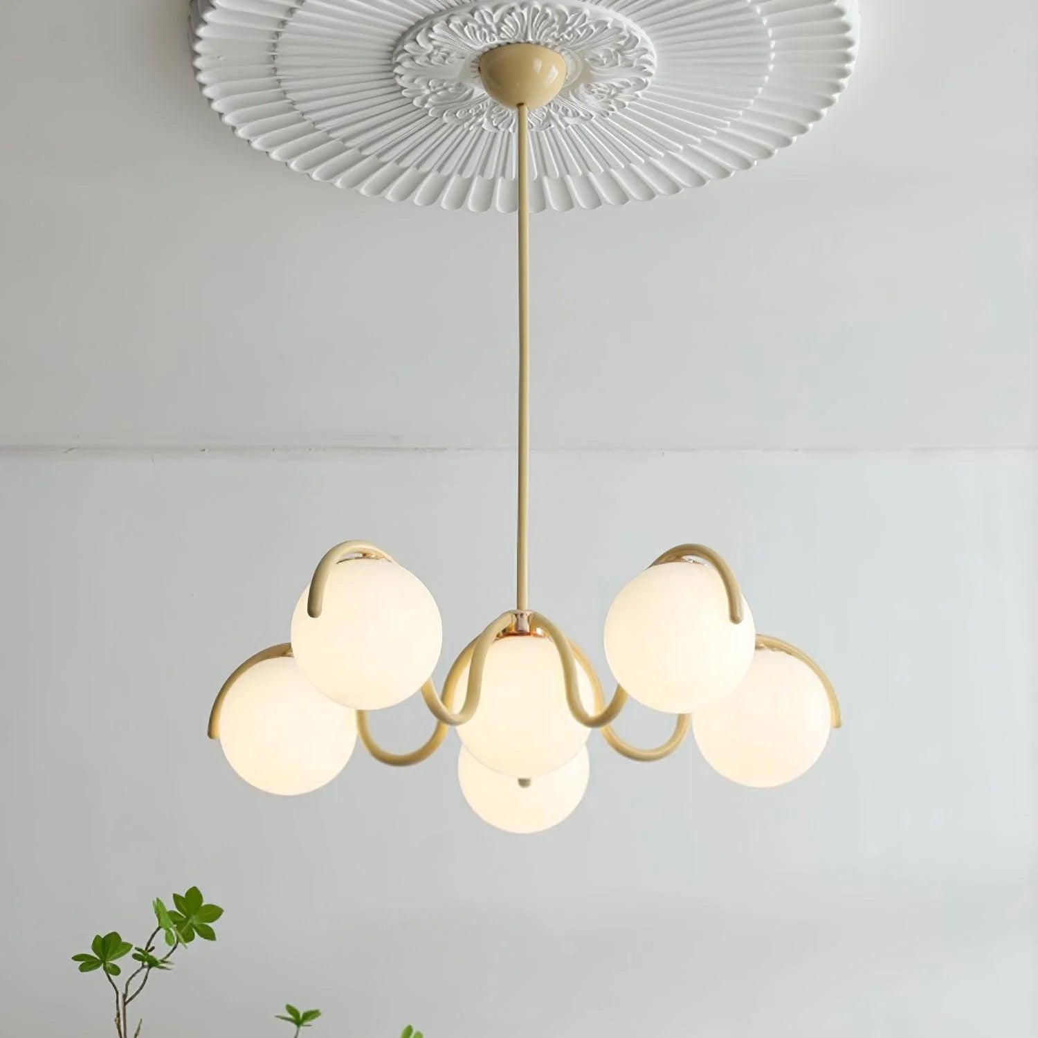 Lampadario a lampada lineare CurvaLuxe