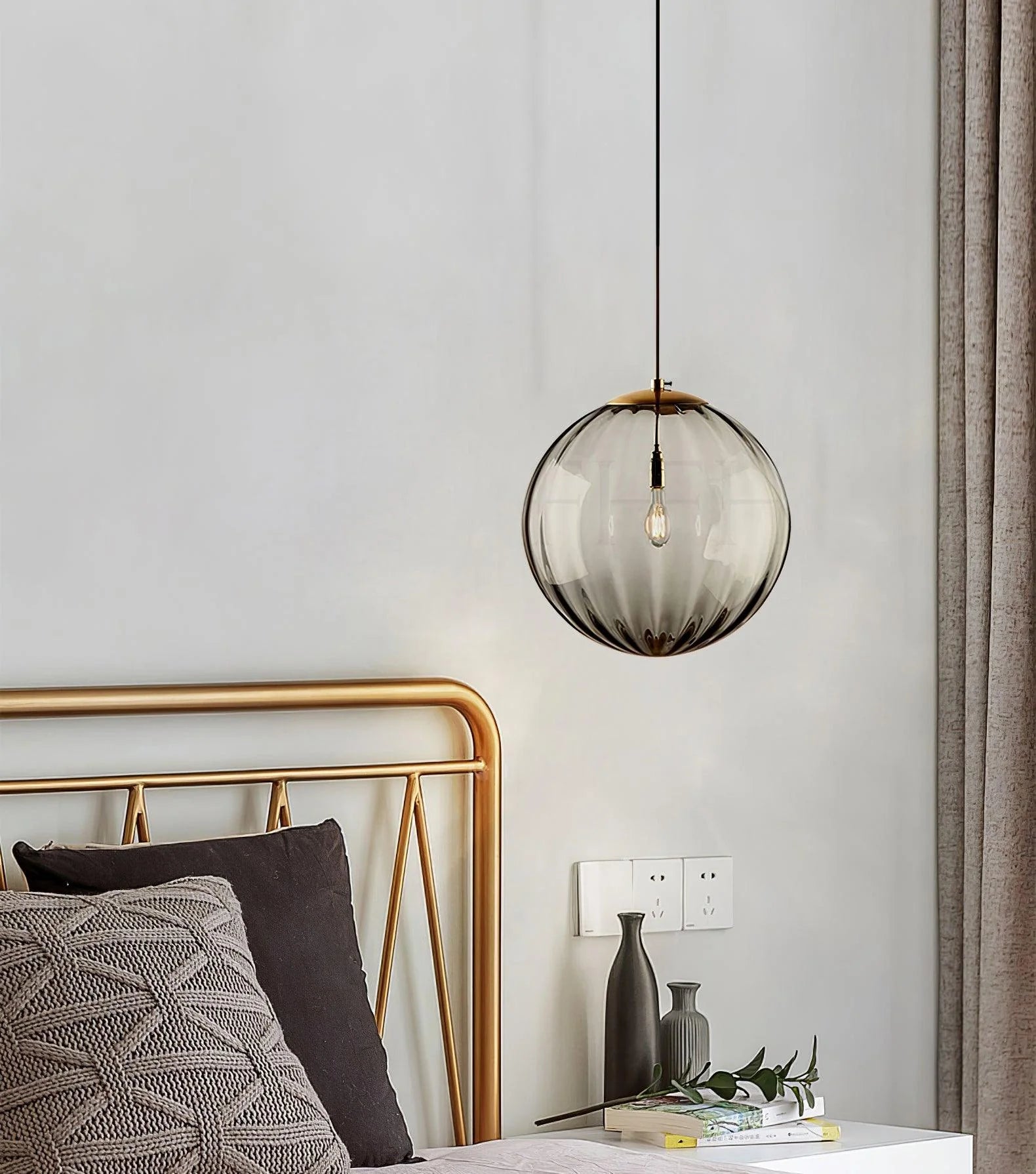 Moderne rund glaskugle pendellampe