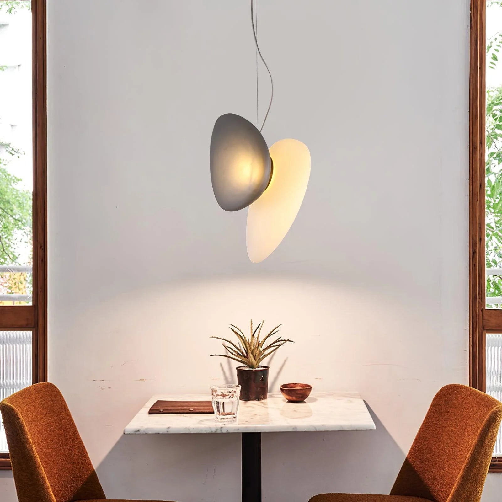 Lampe à suspension ovale en verre élégante
