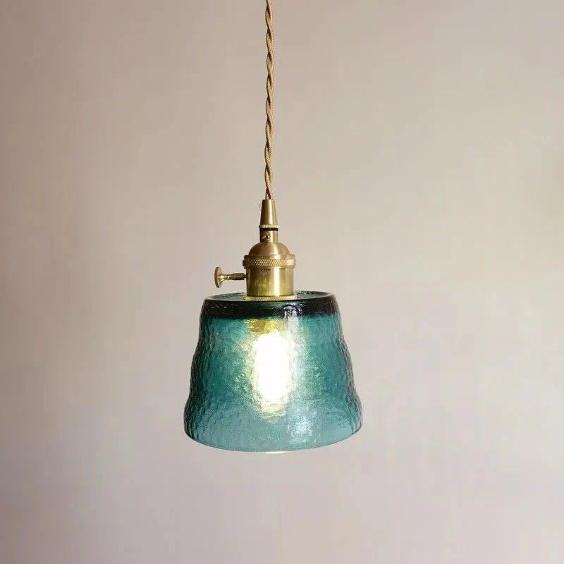 Minimalistische Glasbecher-Pendelleuchte