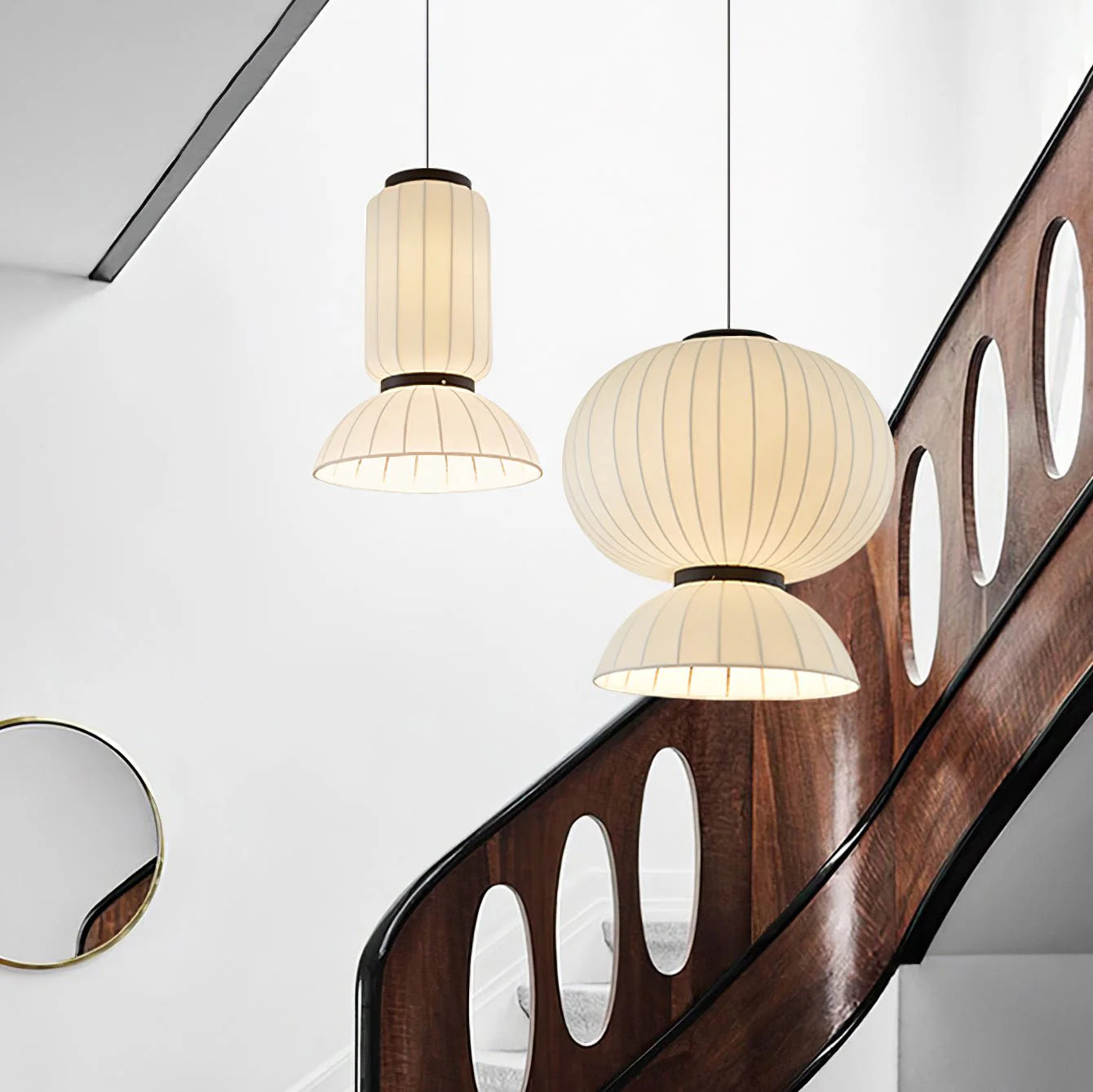 Suspension ronde minimaliste en soie