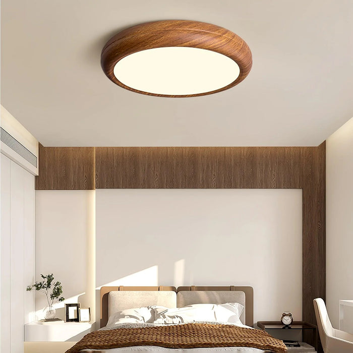 Hölzerne Furnierdecke