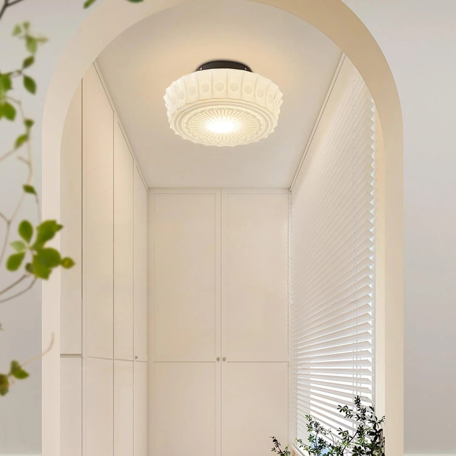 Classic Manor Glass Ceiling Lamp
