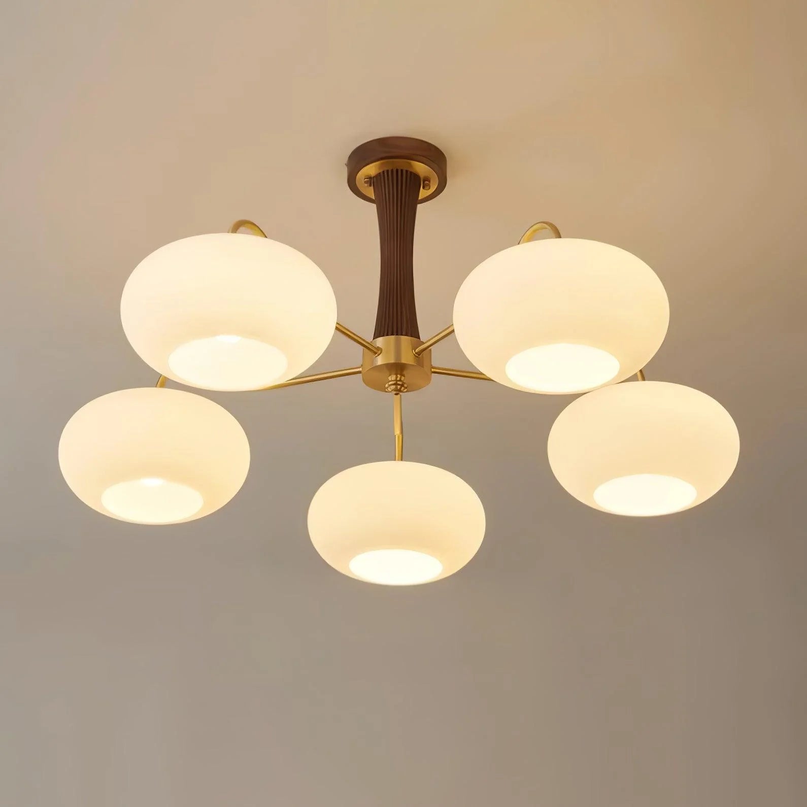 Lampadario cachi dorato