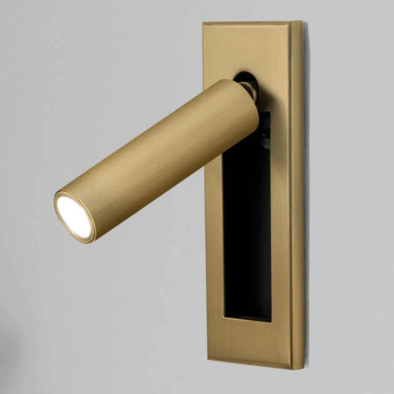Lampada da comodino AuraNest