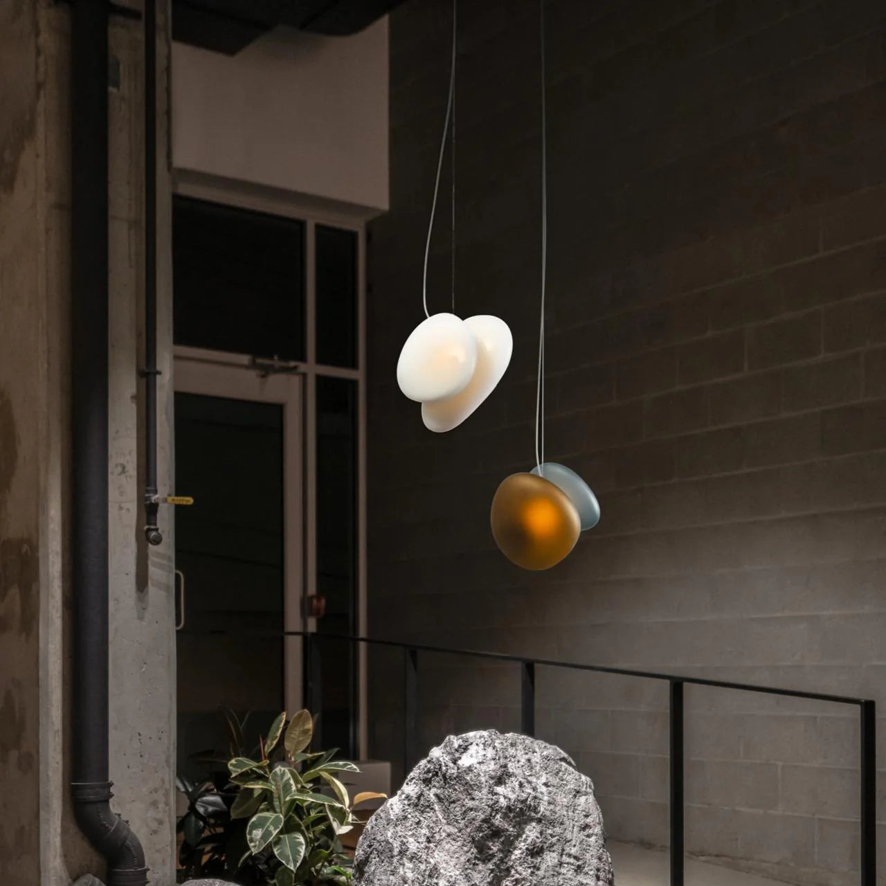 Lampe à suspension ovale en verre élégante