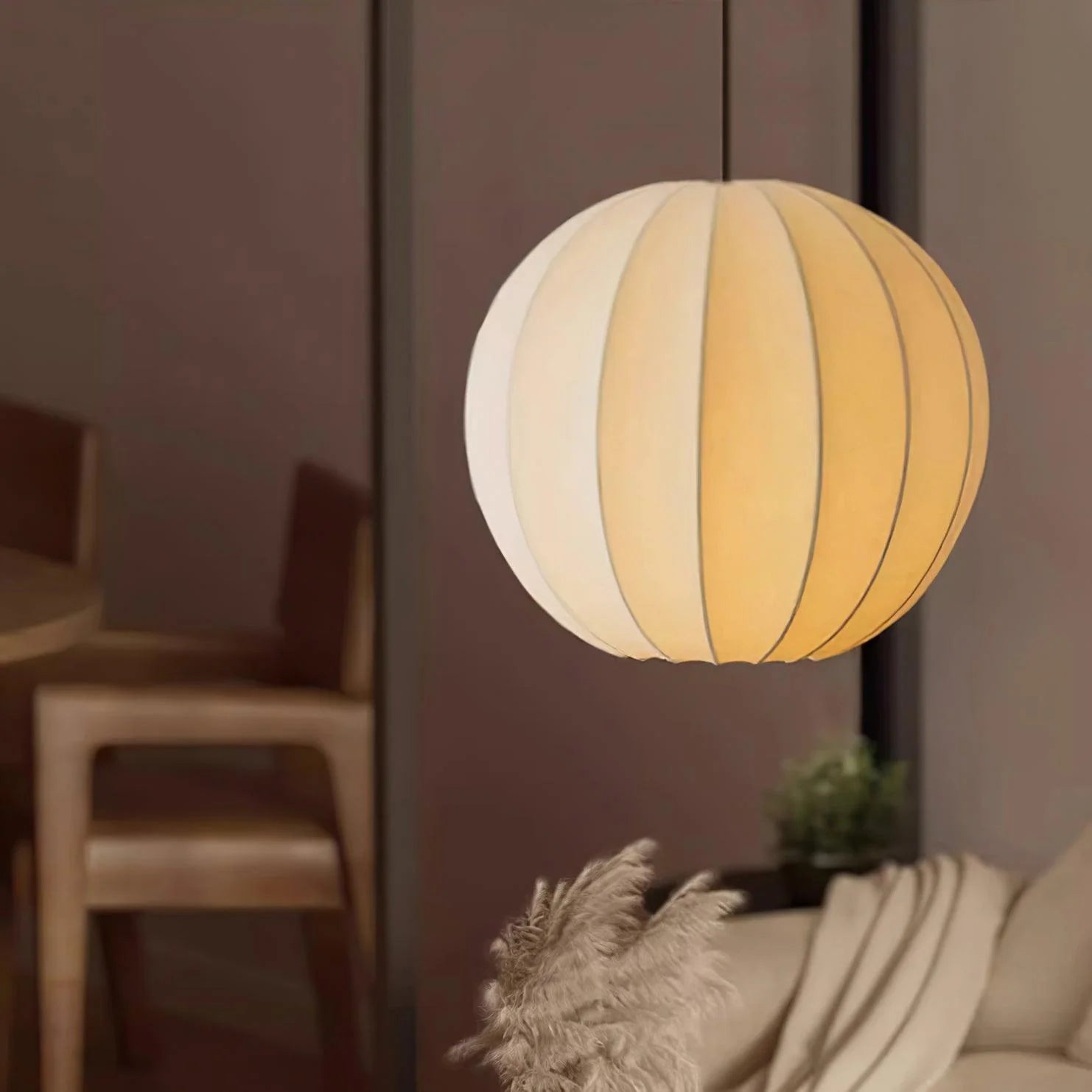 Lampada a sospensione in seta Aeris