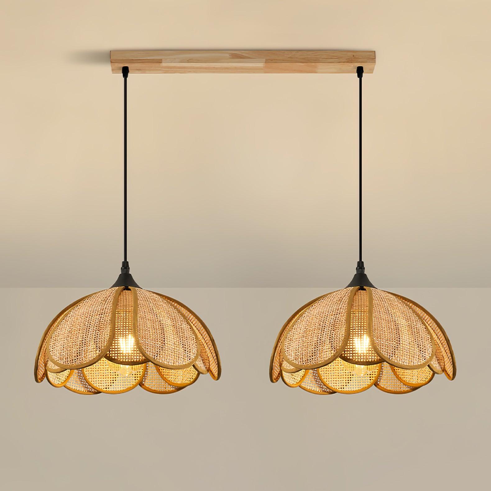 Lampada a sospensione in fiore di rattan