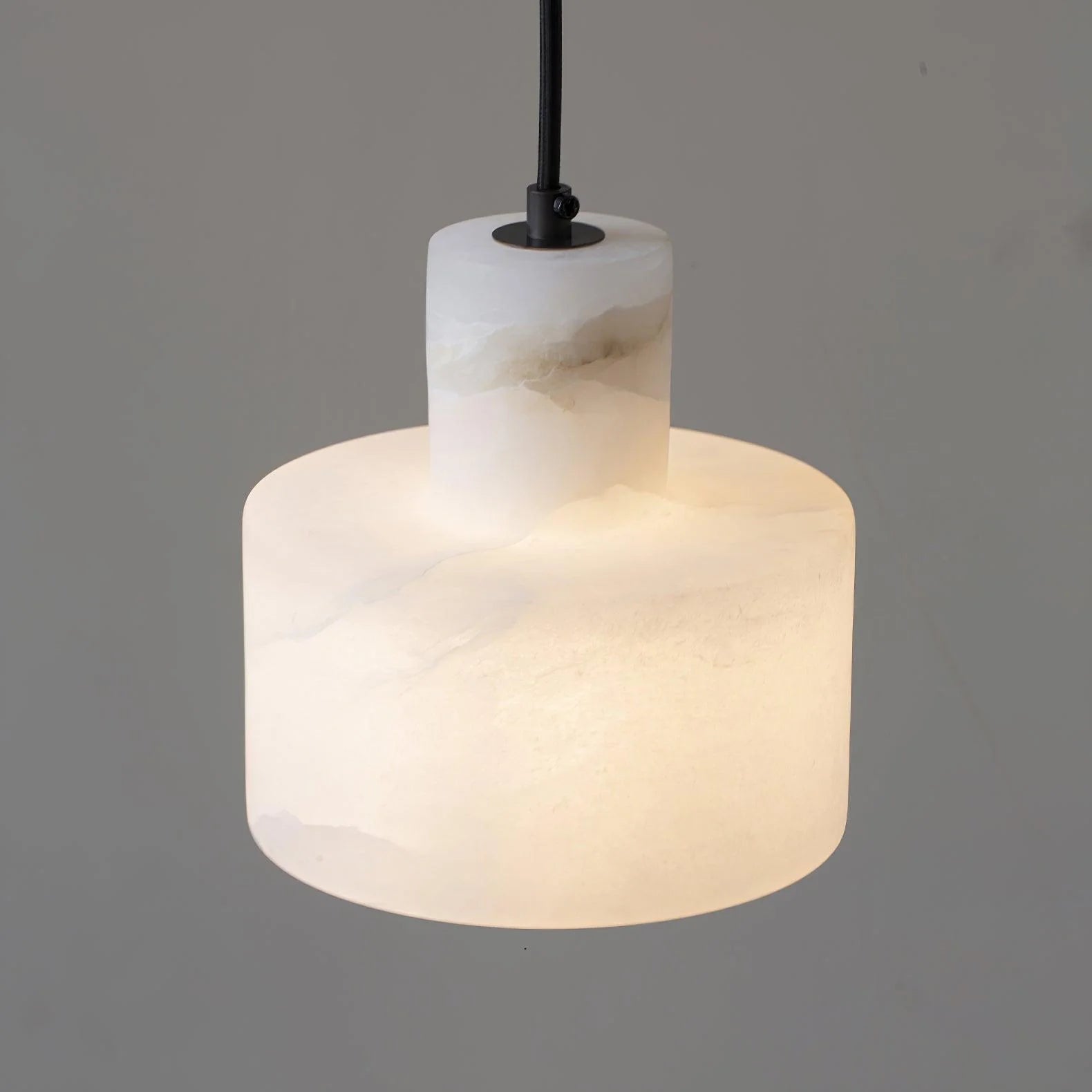 Lampe à suspension cylindrique classique en albâtre