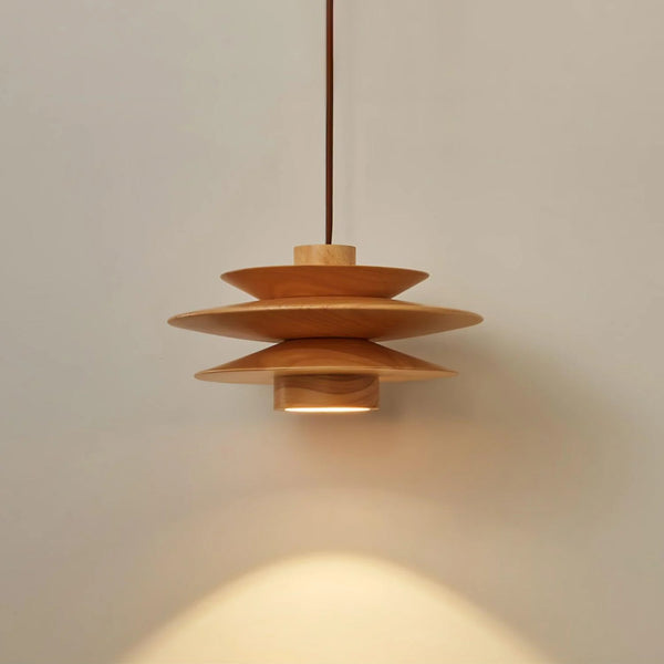 Trendy flerlags pendel i træ