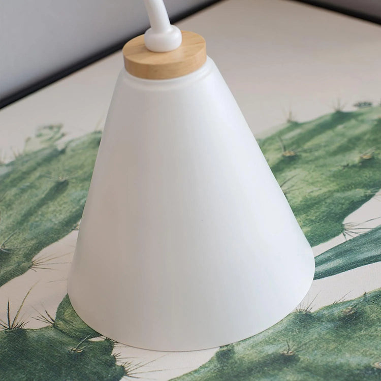 Retro Cone Iron Wall Lamp