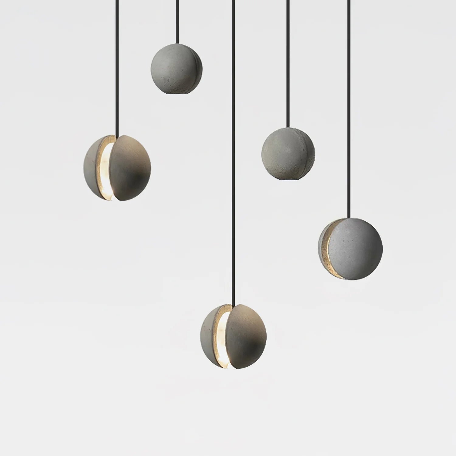 Suspension ronde minimaliste en béton