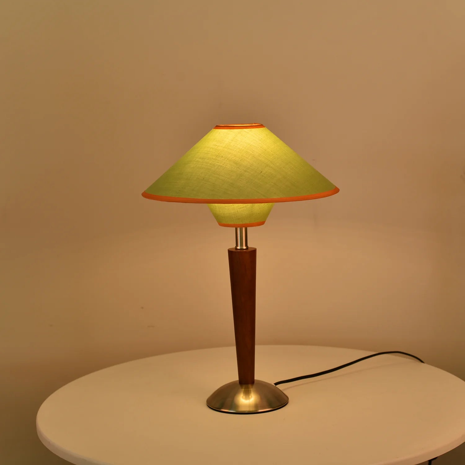 Lampe de table rétro en tissu géométrique