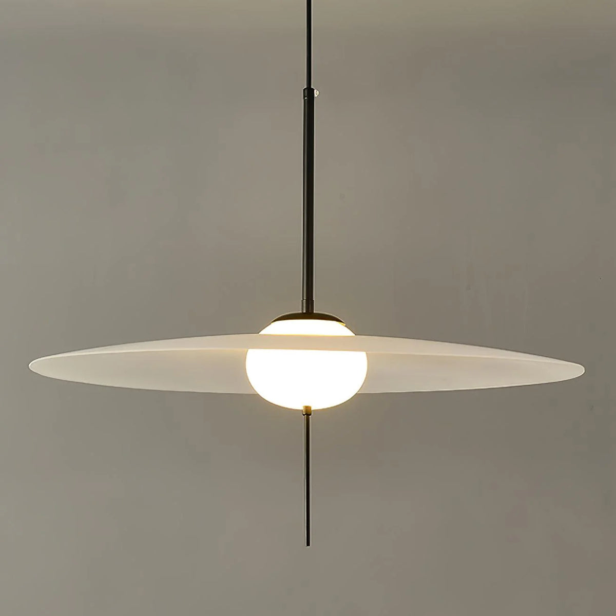 Lustra Pendant Light