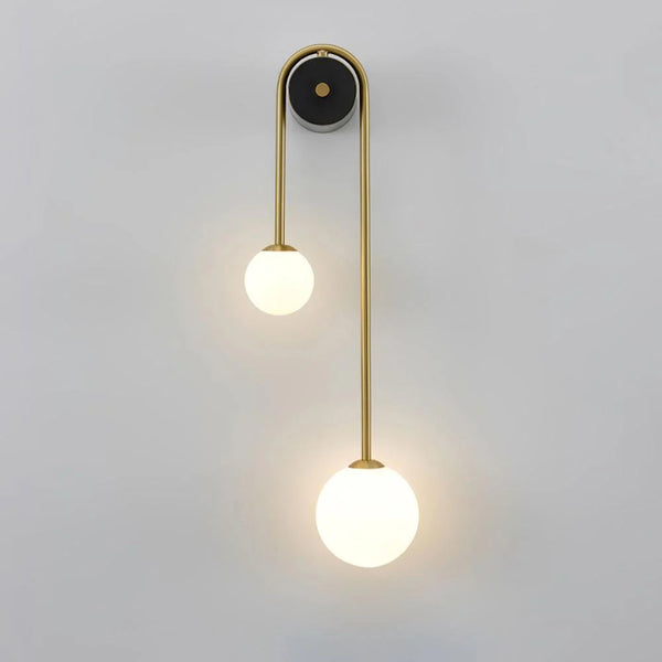 Luce murale dell'arco dorato
