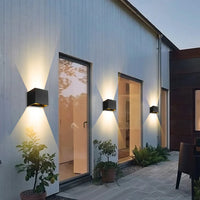 Moderna luce murale a LED cubo regolabile