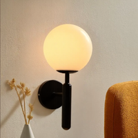 Moderne luxuriöse LED -Wandleuchte