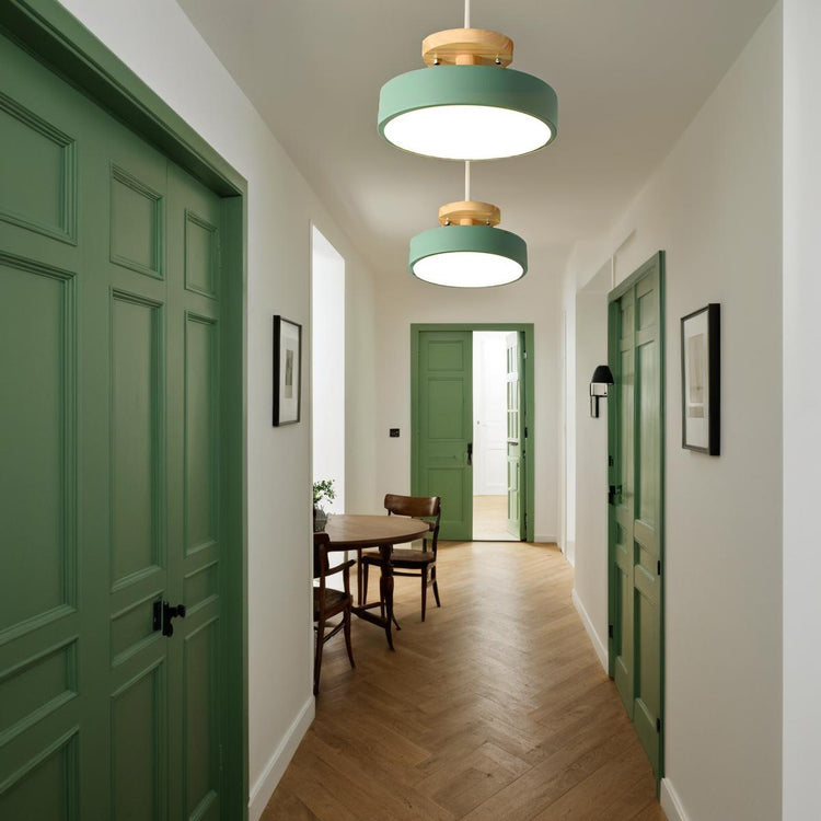 Runde, halbbündige Deckenleuchte aus Holz von Glarefusion