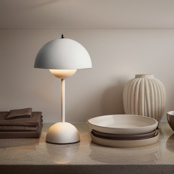 Modern Mushroom Table Lamp

