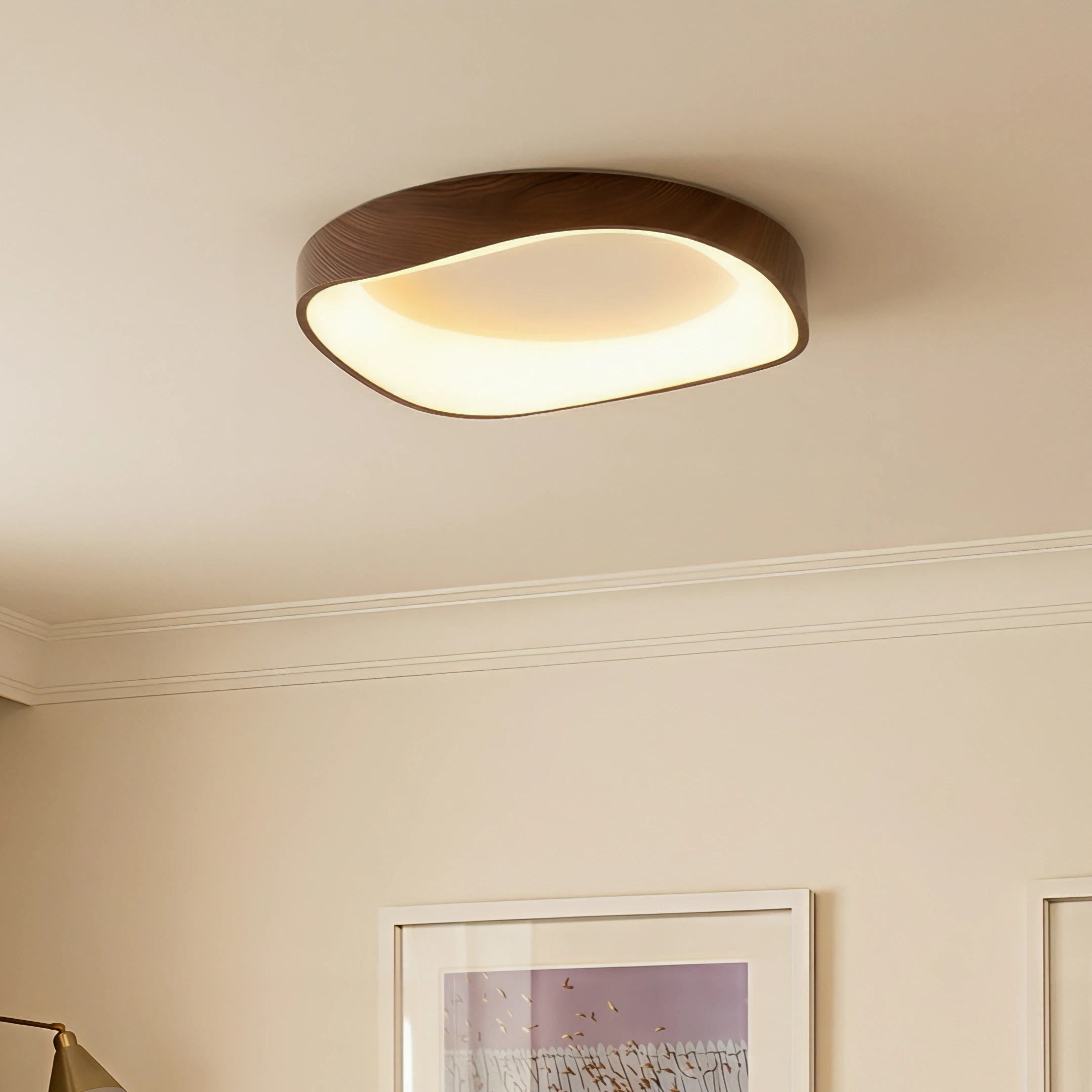 Lampada da soffitto con venature del legno nordico