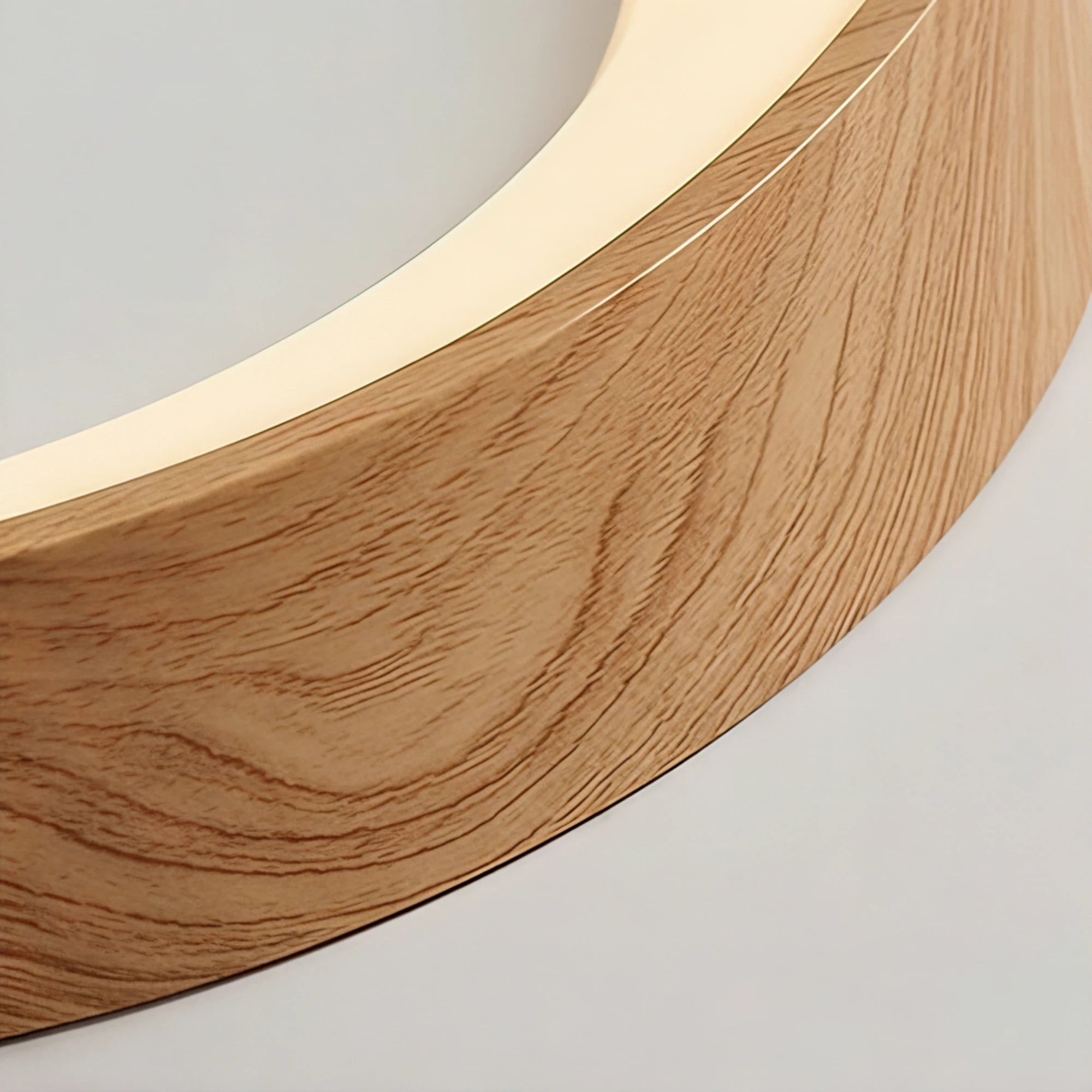 Lampada da soffitto con venature del legno nordico