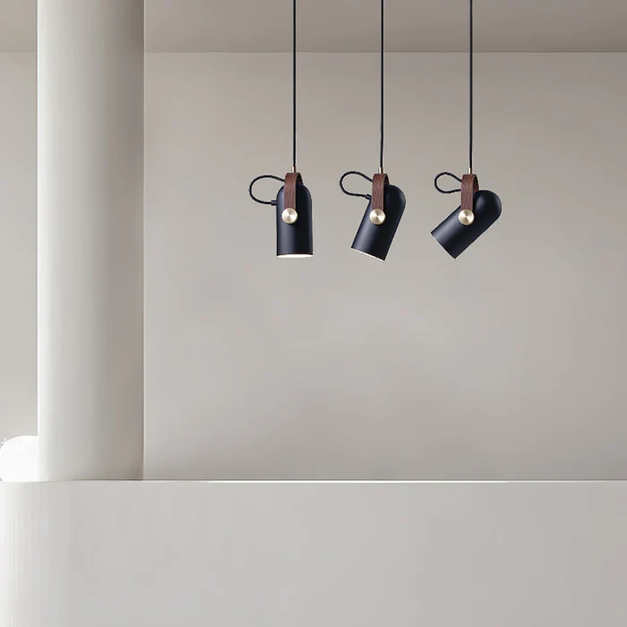 Lampada a sospensione moderna nordica in legno girevole