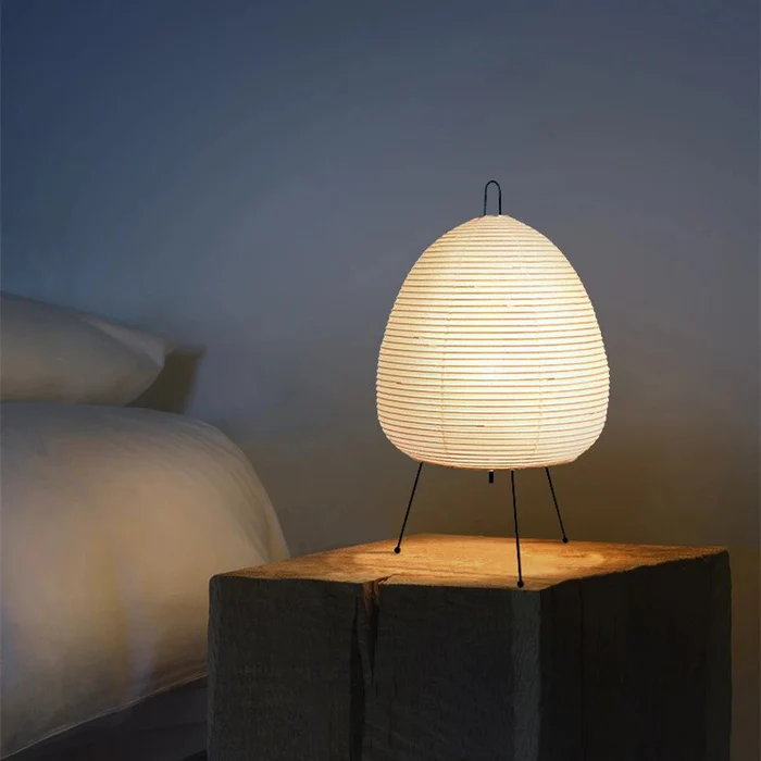 Lampada da tavolo in carta di riso