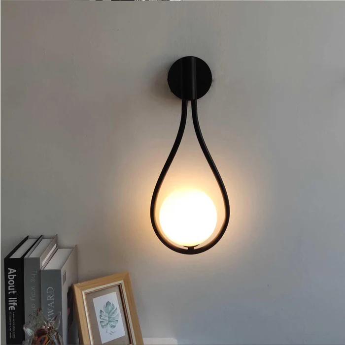 Elegante lampada da parete nordica moderna