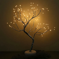 Schicke LED -Baumtischlampe