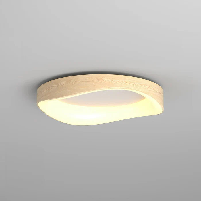 Lampada da soffitto con venature del legno nordico