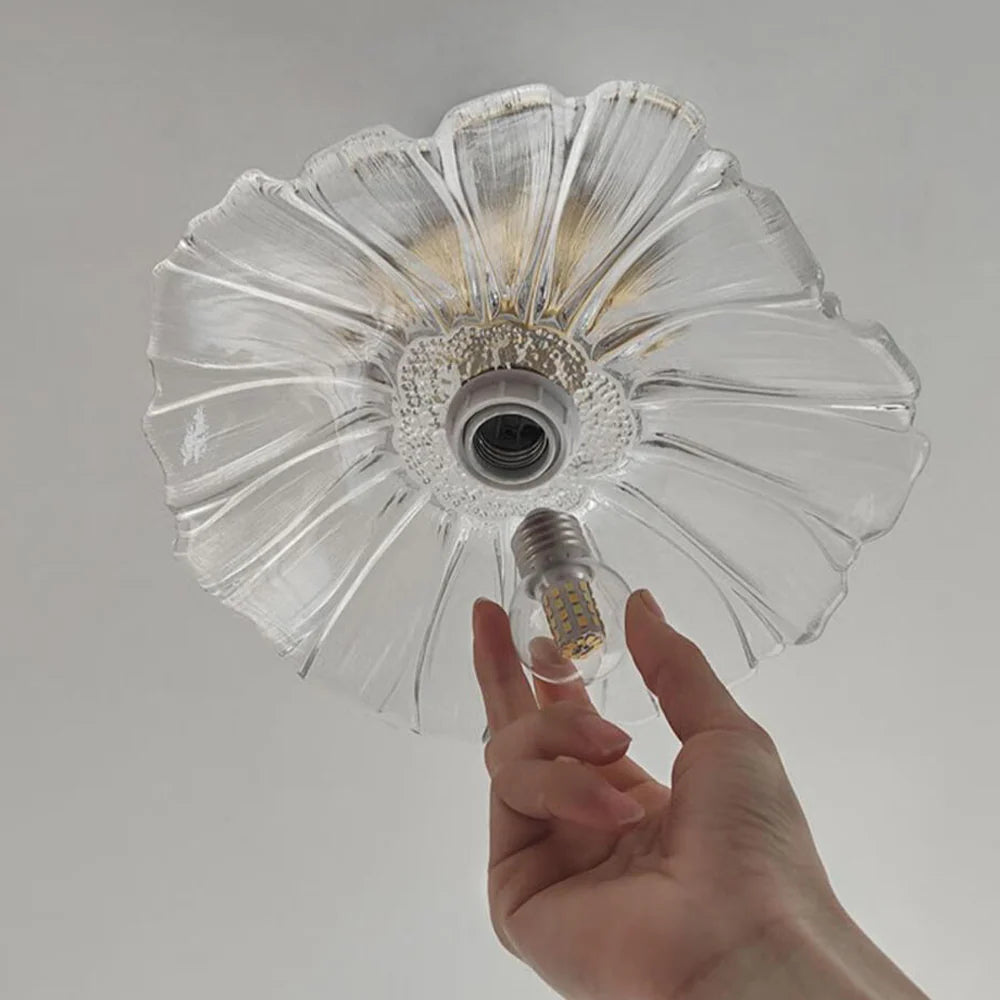 Plafonnier élégant en verre pétale