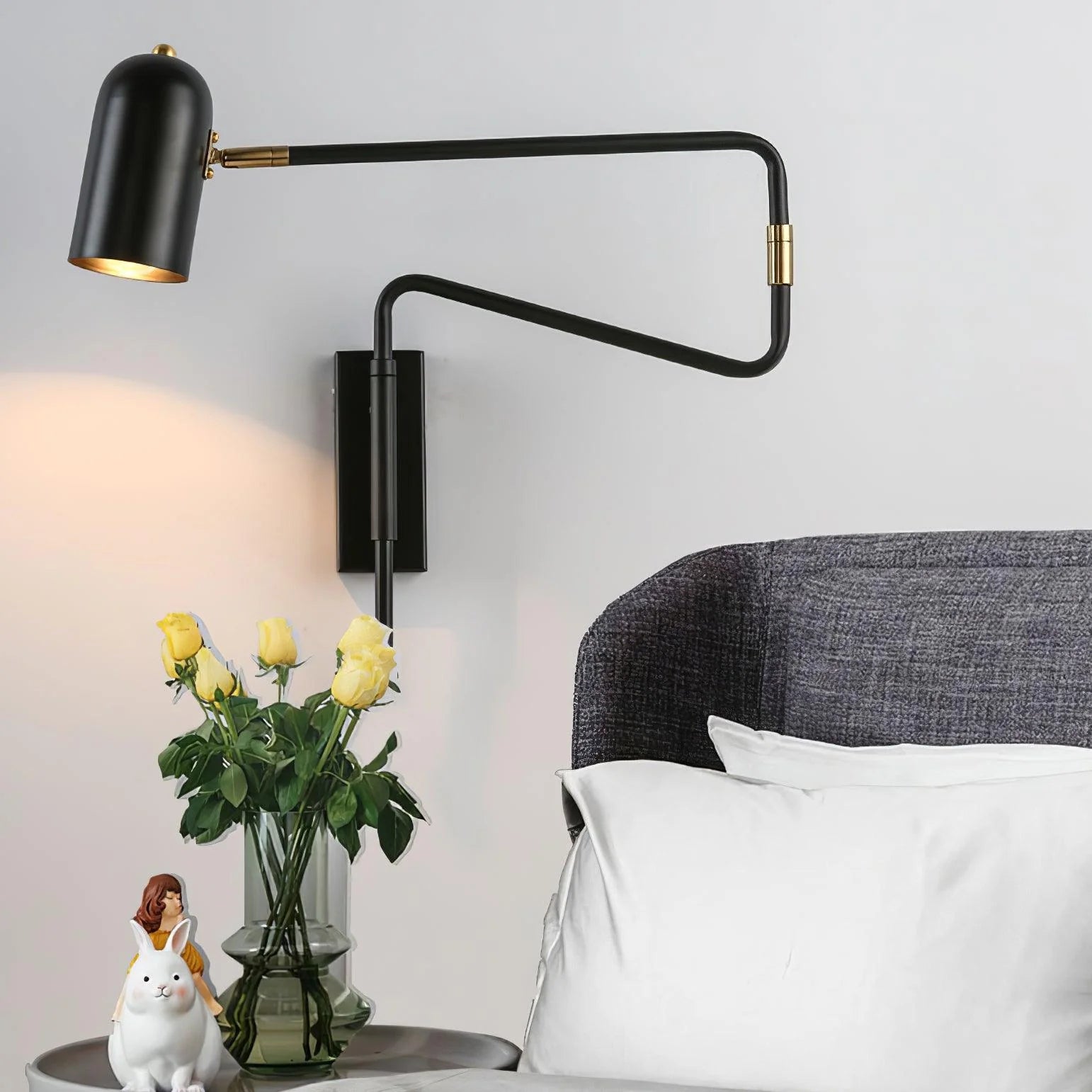 Stilfuld geometrisk arm jern væglampe