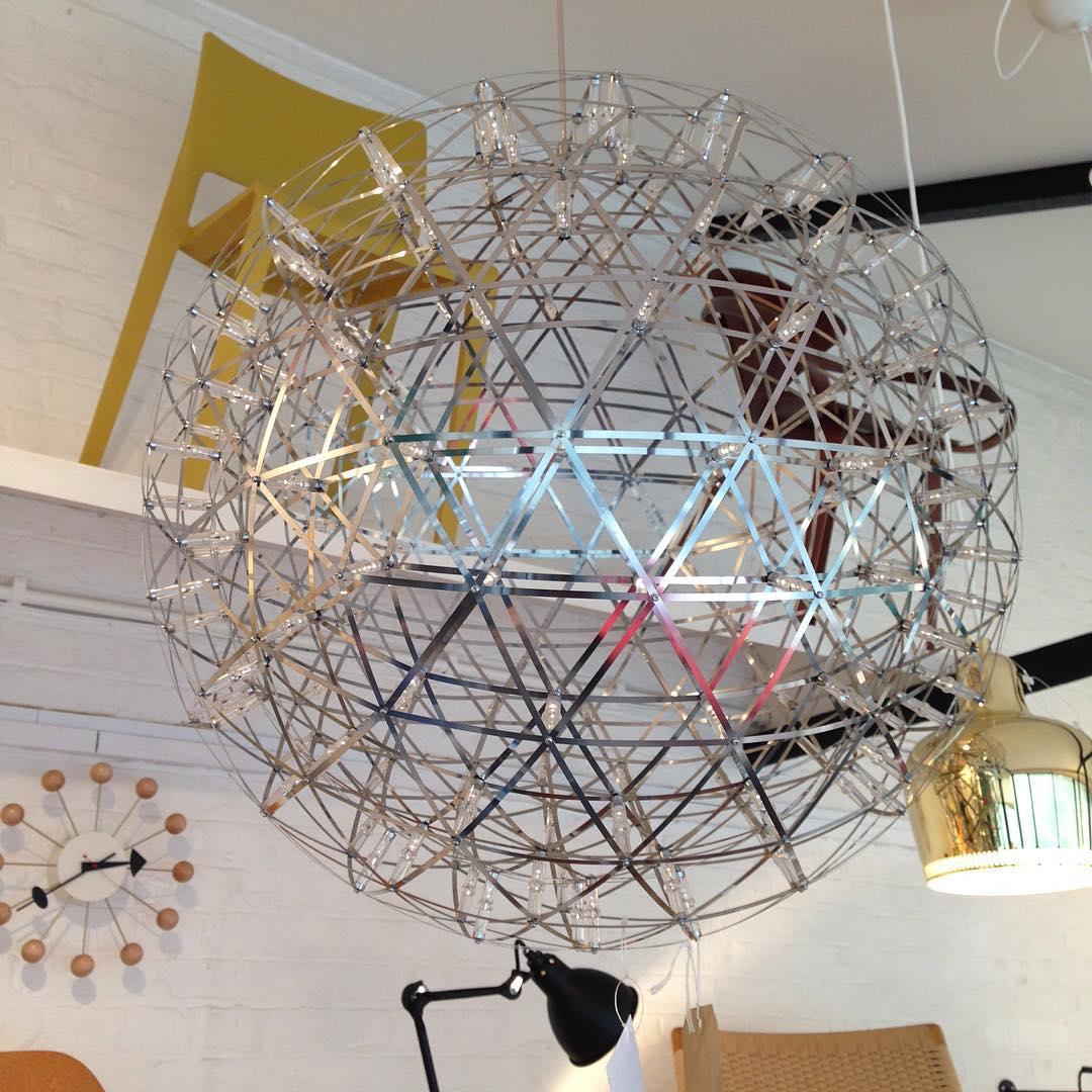 Lampada a sospensione a sfera in argento lucido