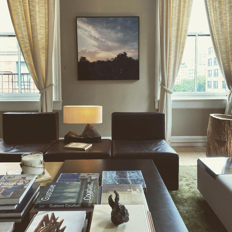 Stilfuld Stone Resin Bordlampe