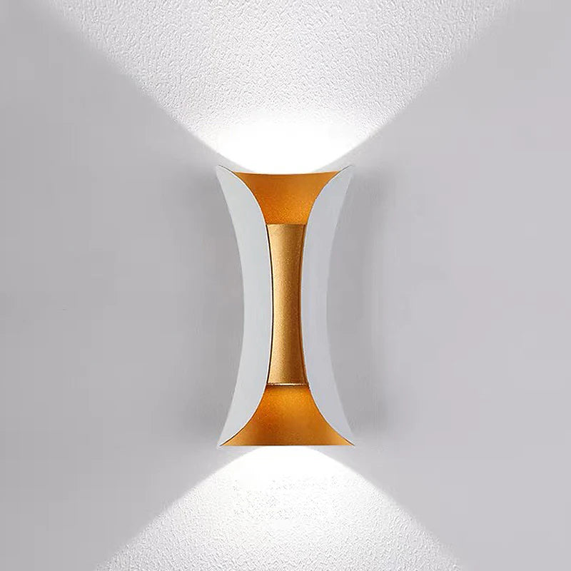 Applique murale extérieure moderne en aluminium irrégulier