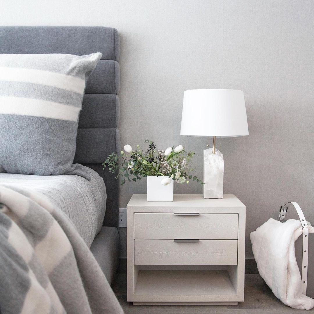 Modern Rectangular Alabaster Table Lamp