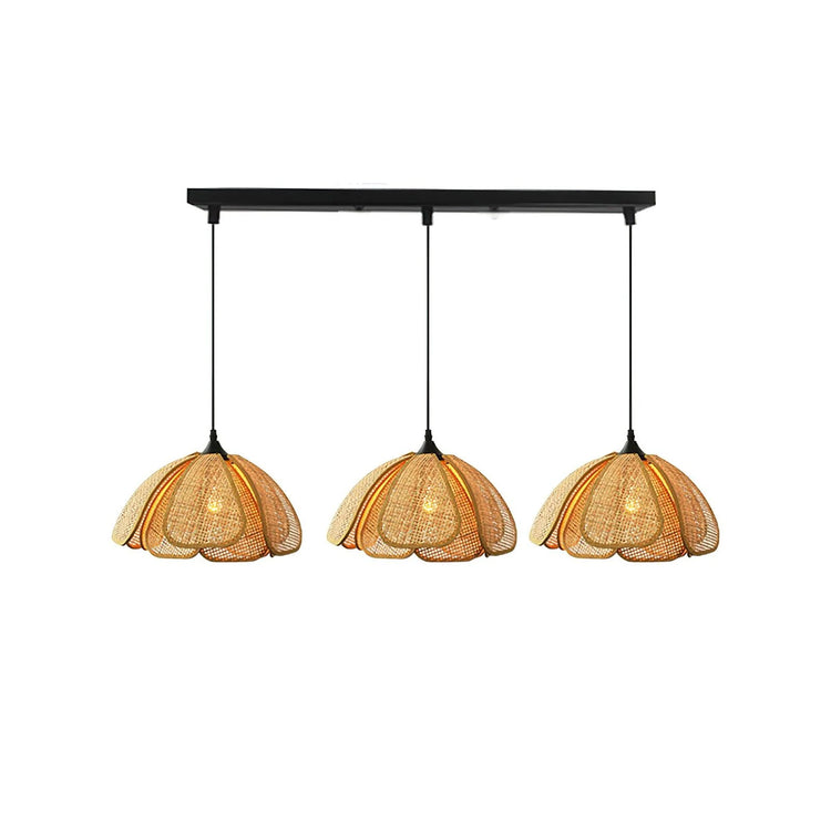 Stilfuld flerlags hængelampe i rattan med blomster