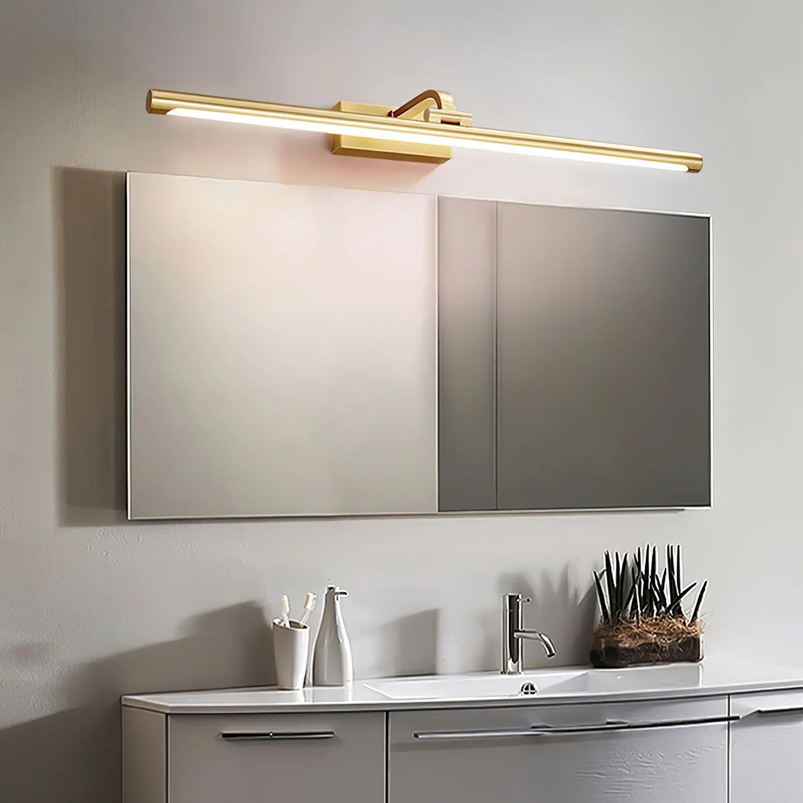 Ottone di lusso & Applique lineare in noce