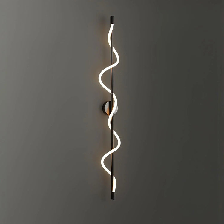 Stilfuld Spiral Design Iron Wall Light