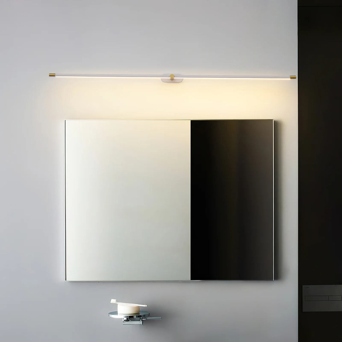 SlimBeam Wall Lamp