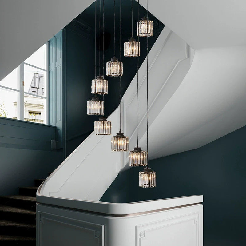 Lampadario vintage con scala in cristallo