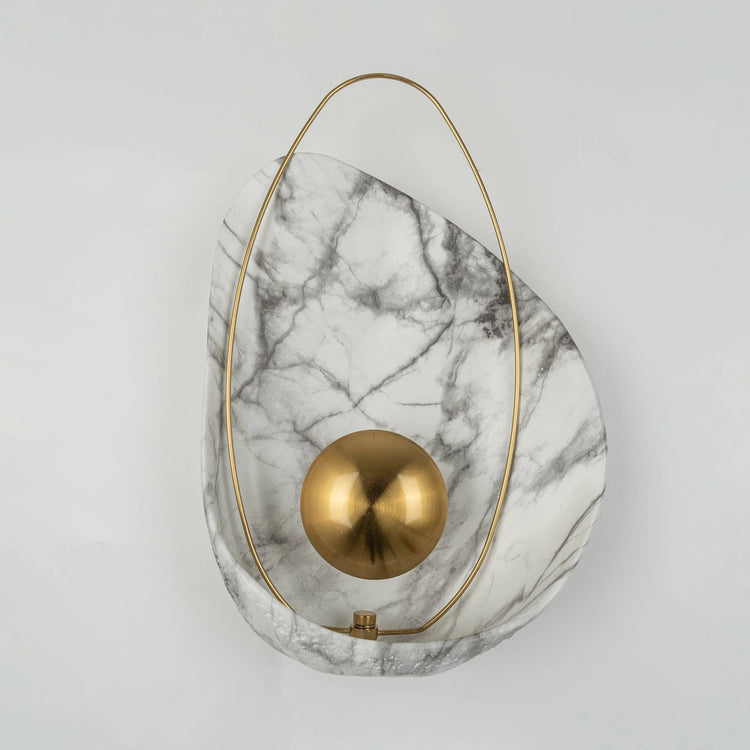 Stilfuld Pearl Resin væglampe