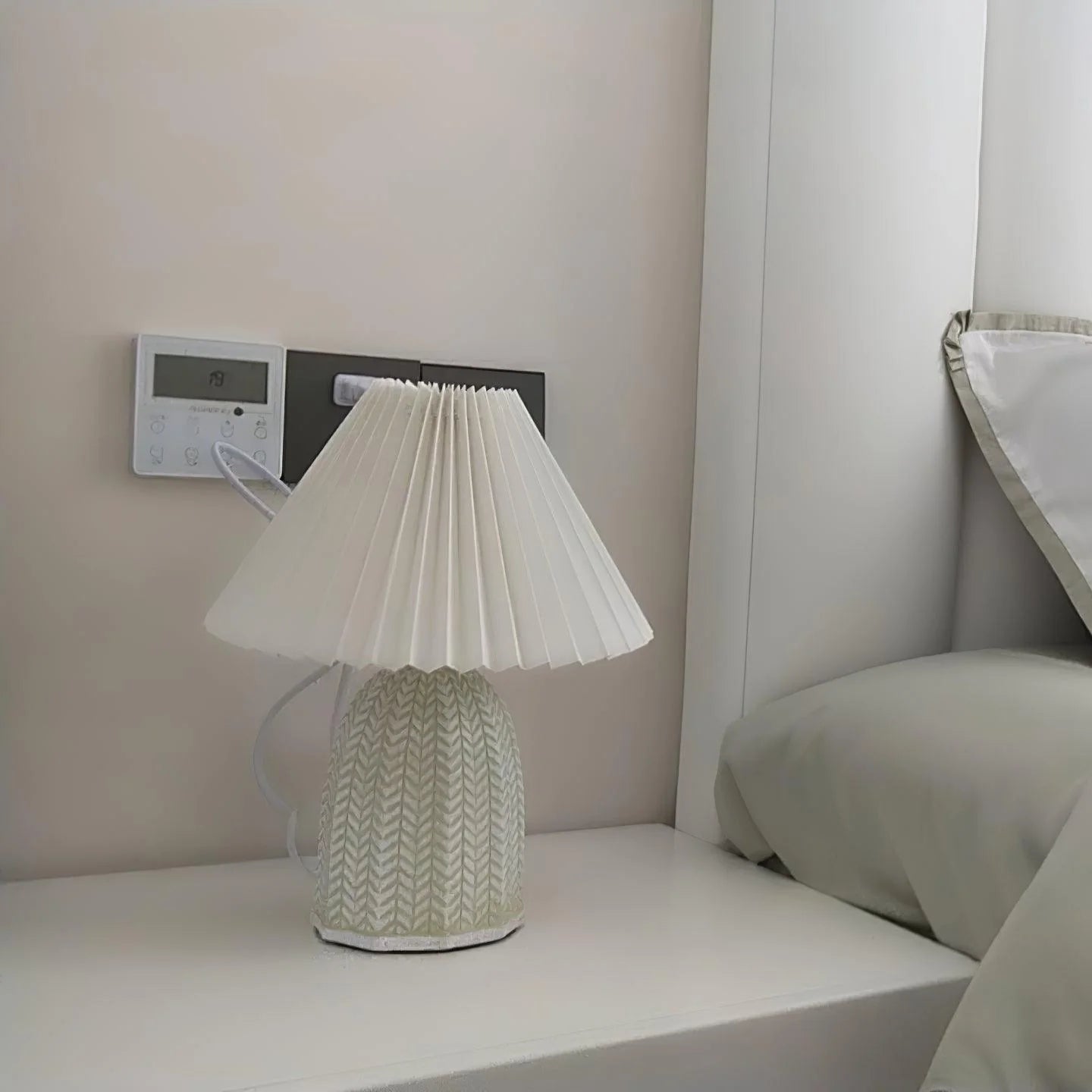 Retro Bell Ceramic Table Lamp