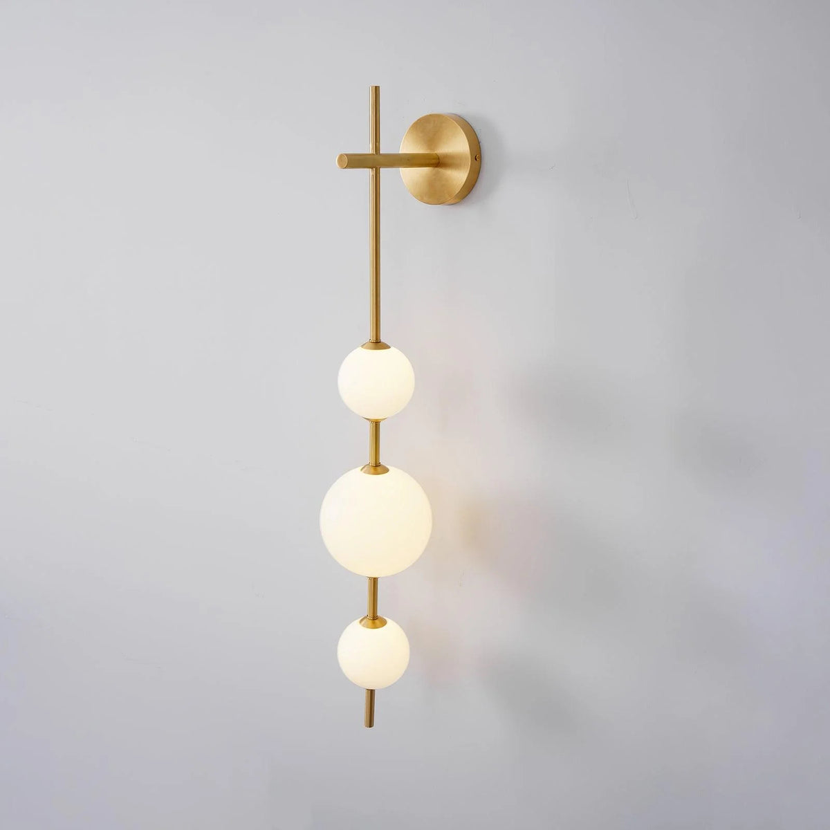 Vertiglow Globe Lamp